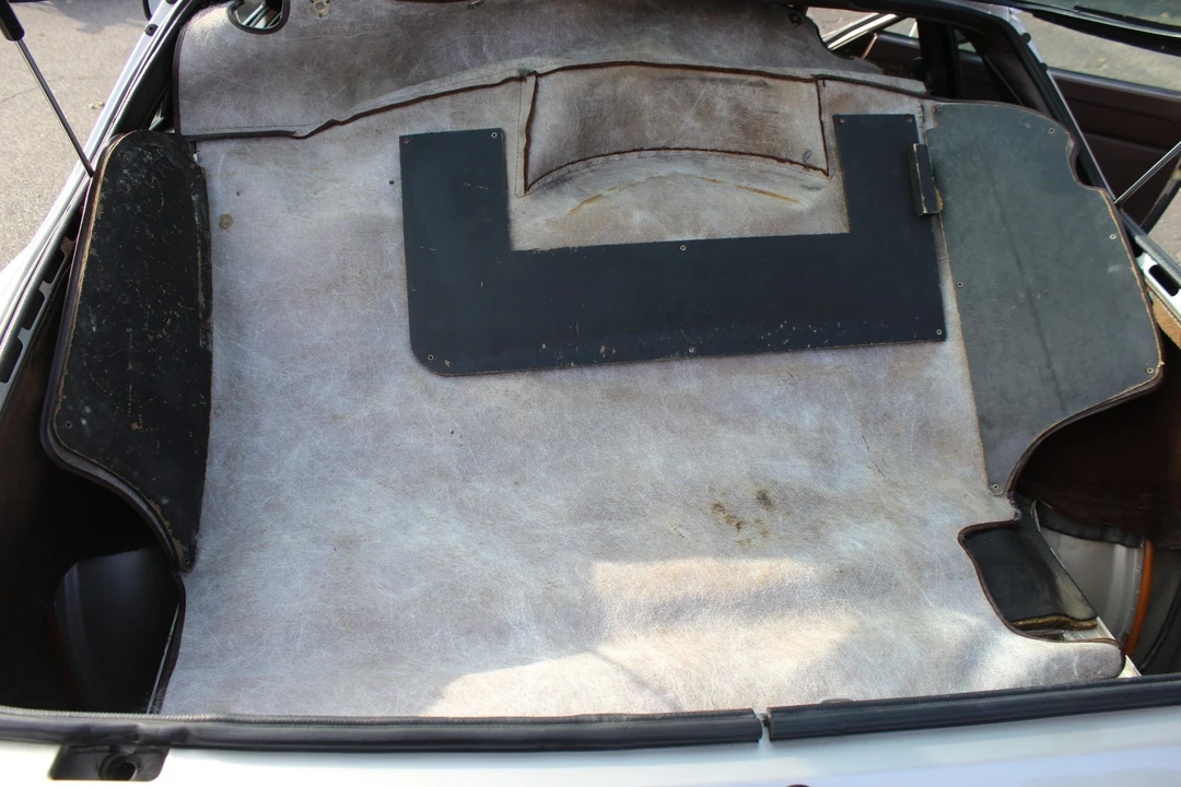 1984 Porsche 944 - Image 25 of 31
