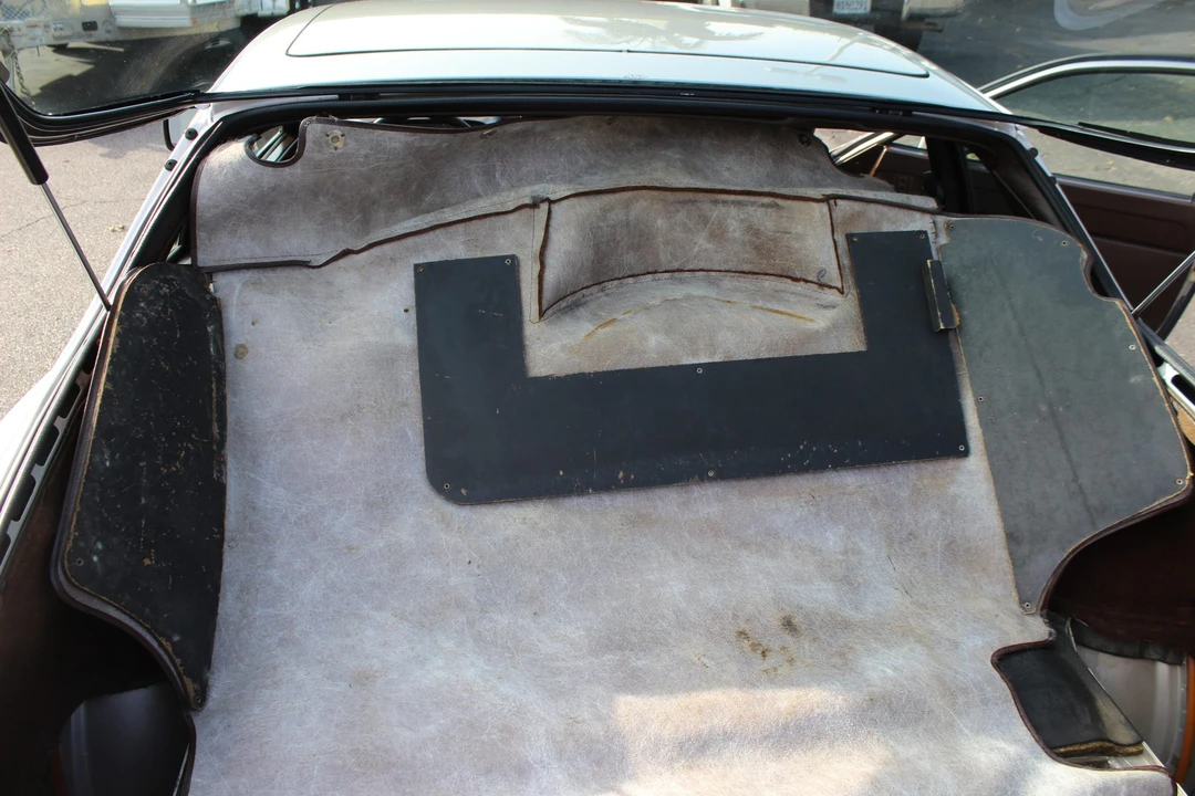 1984 Porsche 944 - Image 26 of 31