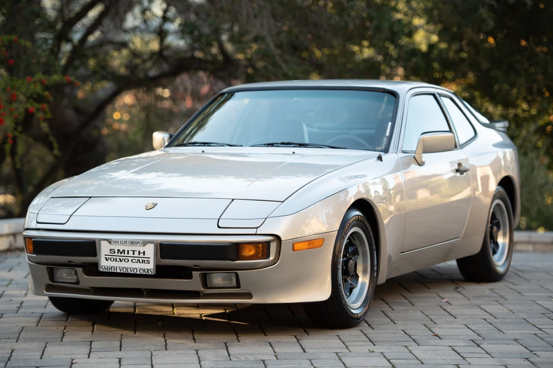 1984 Porsche 944 - Image 3 of 31