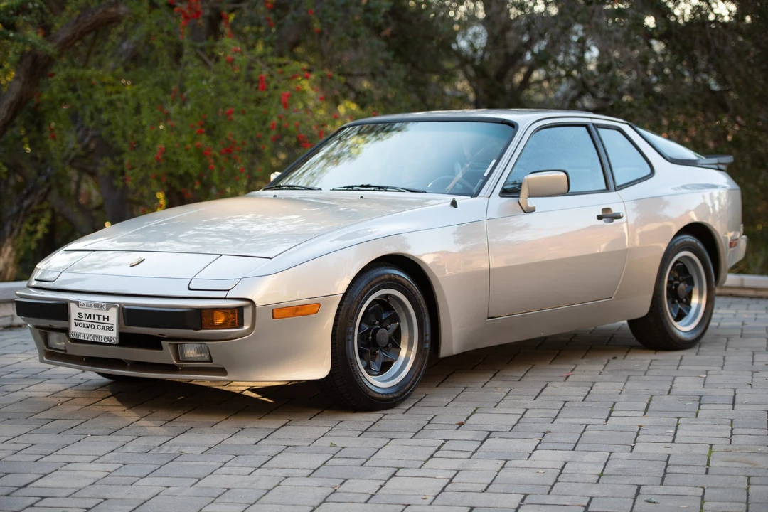 1984 Porsche 944 - Image 4 of 31