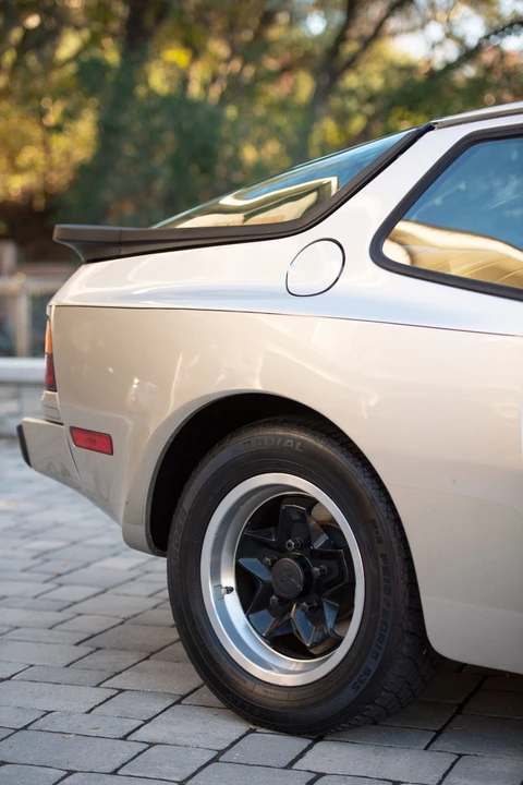 1984 Porsche 944 - Image 19 of 31
