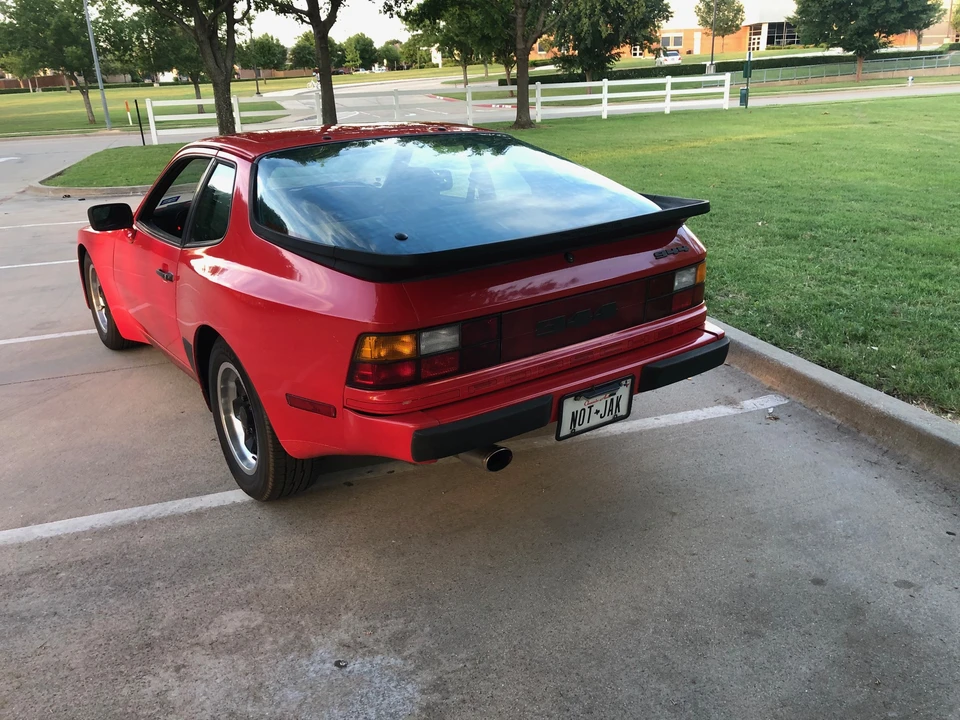 1984 Porsche 944 - Image 5 of 31