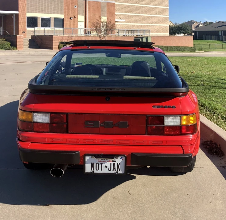 1984 Porsche 944 - Image 8 of 31
