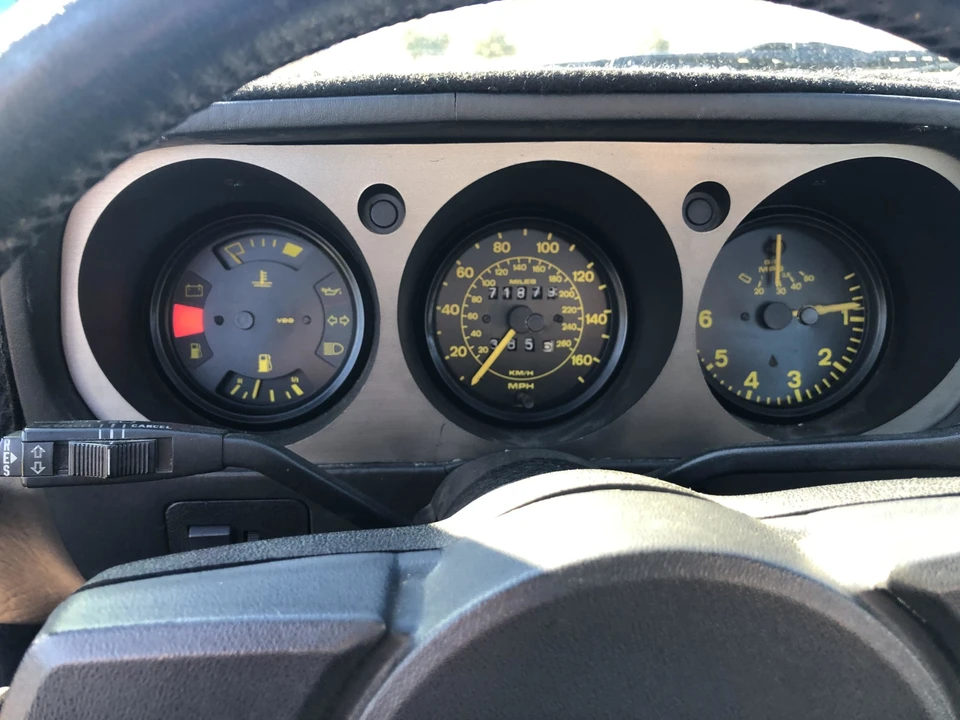 1984 Porsche 944 - Image 23 of 31