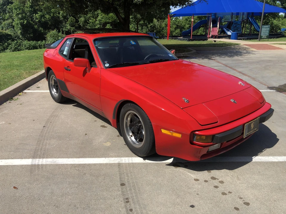 1984 Porsche 944 - Image 26 of 31