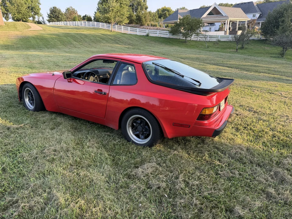 1984 Porsche 944 - Image 29 of 31