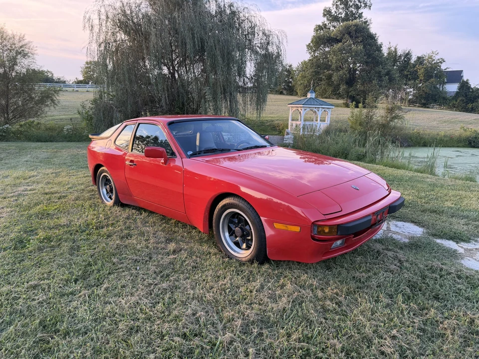 1984 Porsche 944 - Image 15 of 31