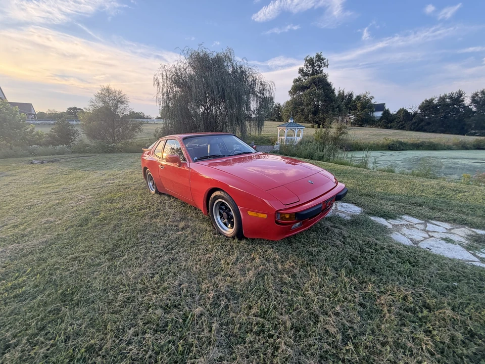 1984 Porsche 944 - Image 16 of 31