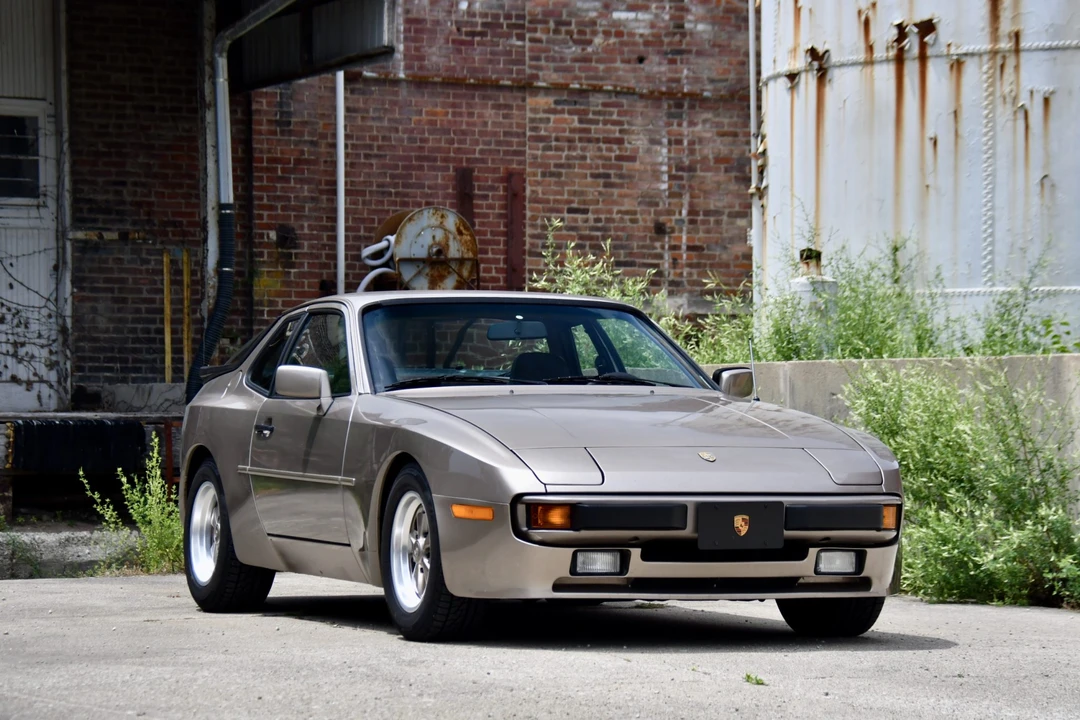 1984 Porsche 944 - Image 4 of 31