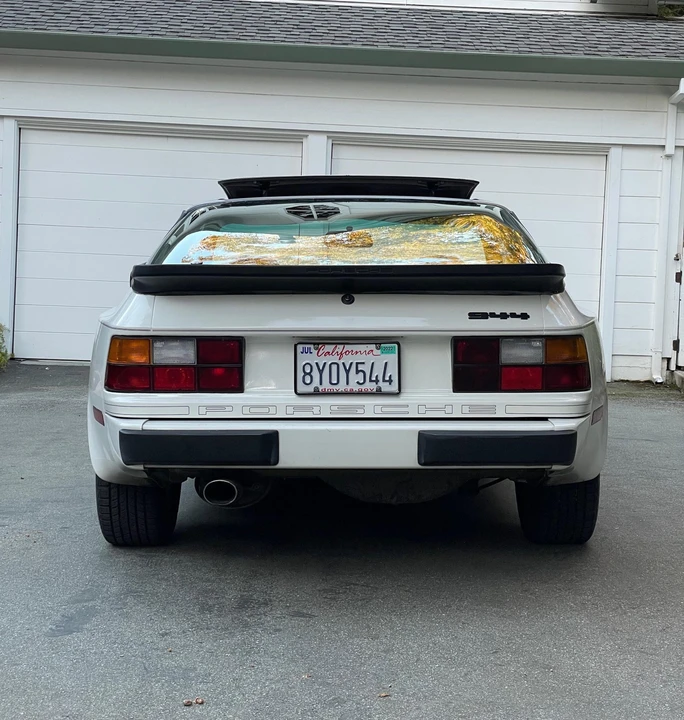 1984 Porsche 944 - Image 9 of 31