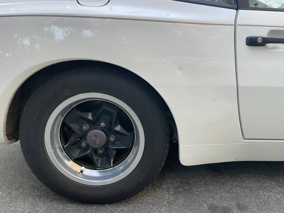 1984 Porsche 944 - Image 23 of 31