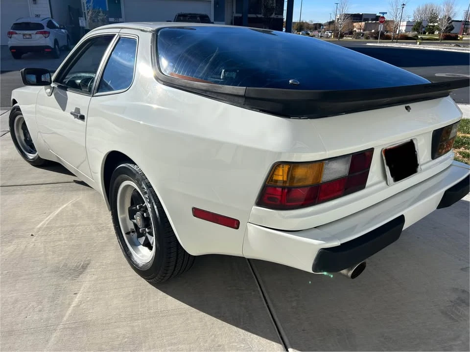 1984 Porsche 944 - Image 5 of 11