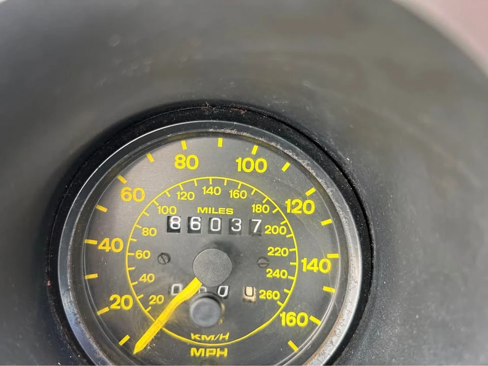 1984 Porsche 944 - Image 11 of 11