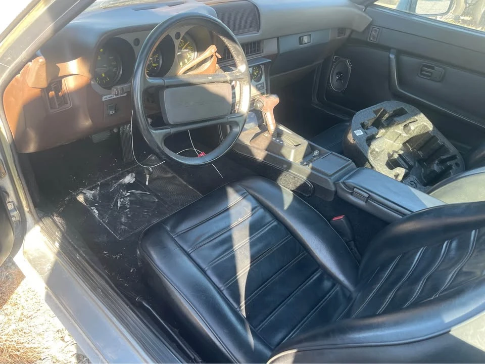 1984 Porsche 944 - Image 6 of 6
