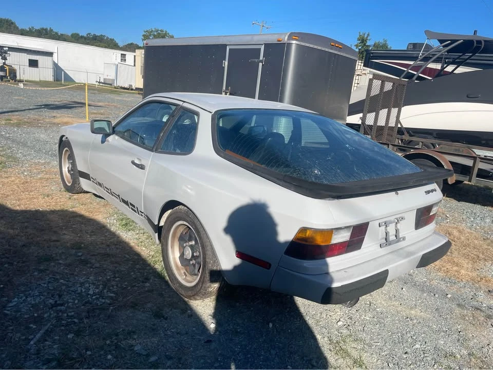 1984 Porsche 944 - Image 5 of 6