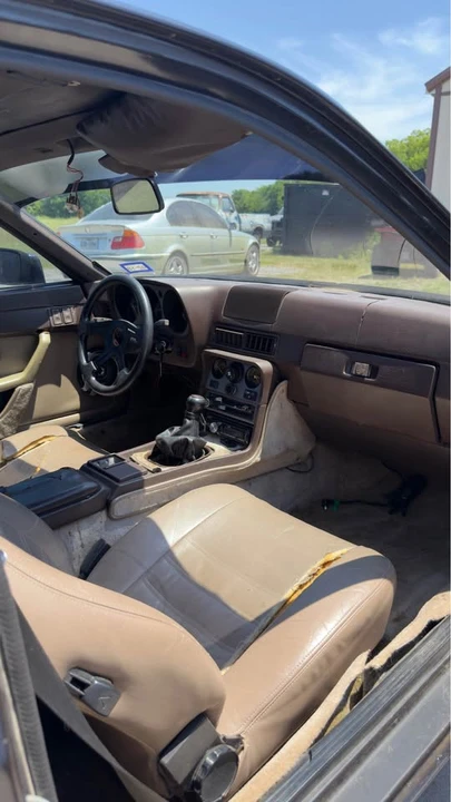 1984 Porsche 944 - Image 7 of 8