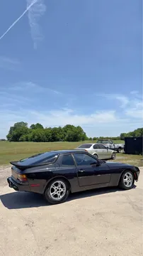 1984 Porsche 944 Base