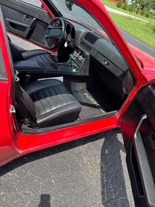 1984 Porsche 944 - Image 7 of 12