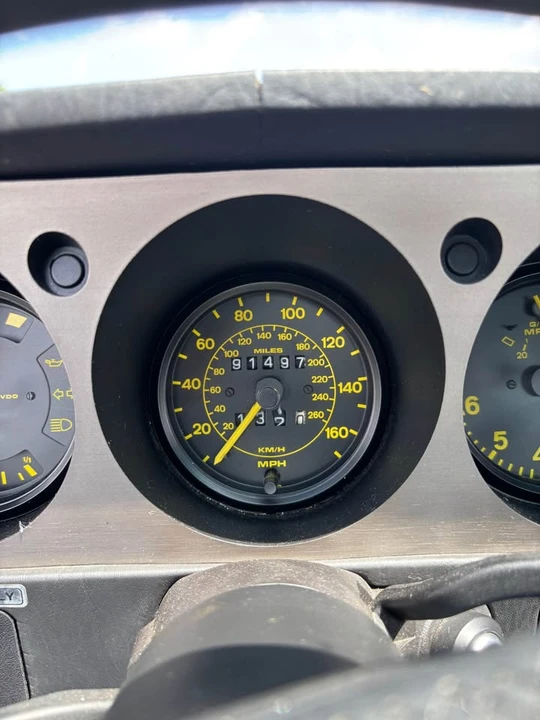 1984 Porsche 944 - Image 11 of 12