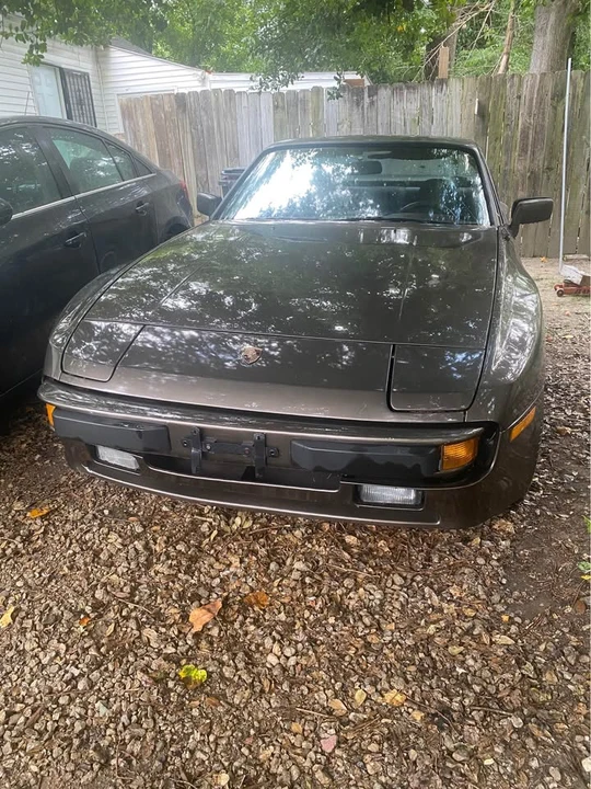 1984 Porsche 944 - Image 3 of 4