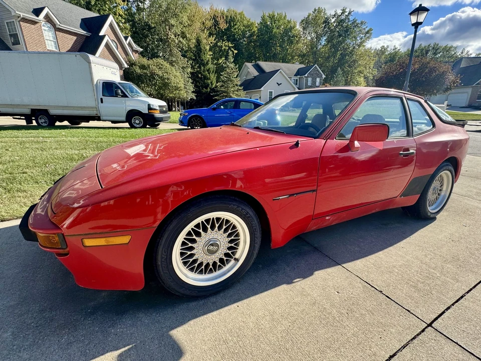 1984 Porsche 944 Turbo - Image 11 of 31