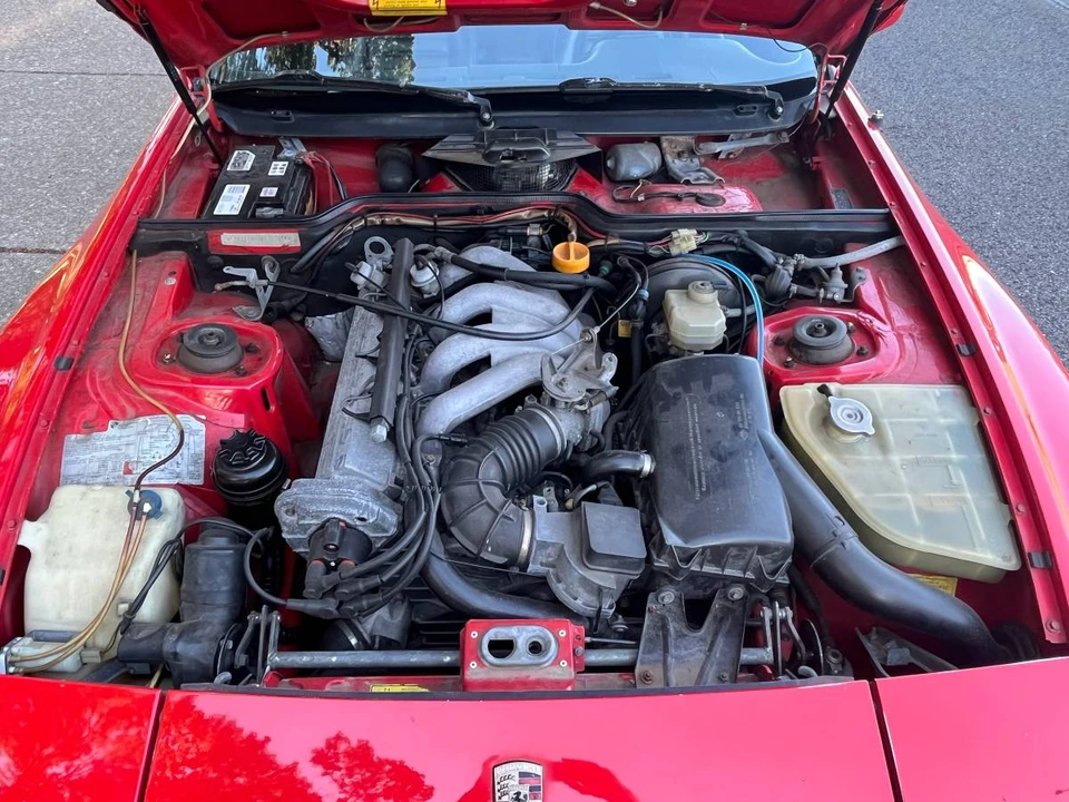 1984 Porsche 944 - Image 10 of 10