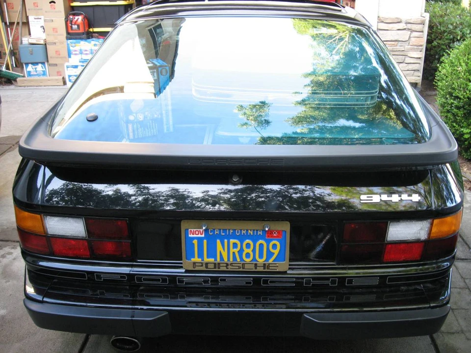 1984 Porsche 944 - Image 3 of 18