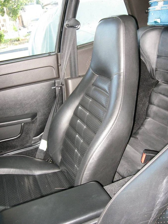 1984 Porsche 944 - Image 16 of 18