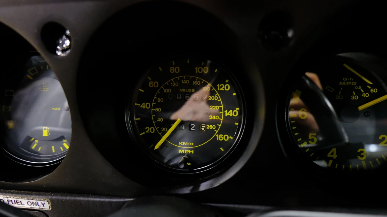 1984 Porsche 944 - Image 17 of 17