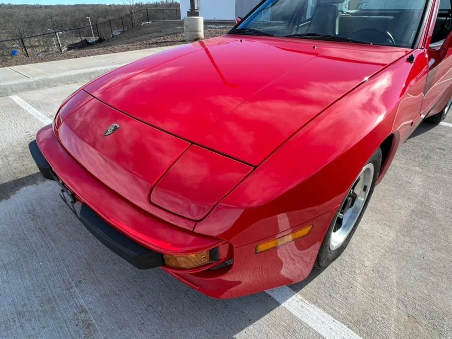 1984 Porsche 944 - Image 8 of 16