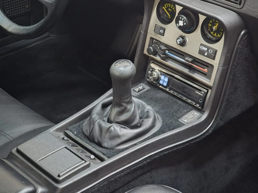 1984 Porsche 944 - Image 19 of 23