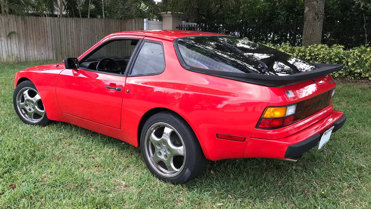 1984 Porsche 944 - Image 3 of 17