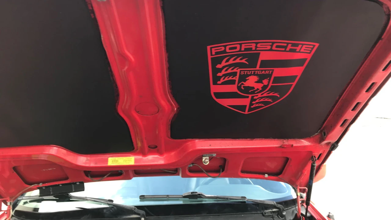 1984 Porsche 944 - Image 12 of 17