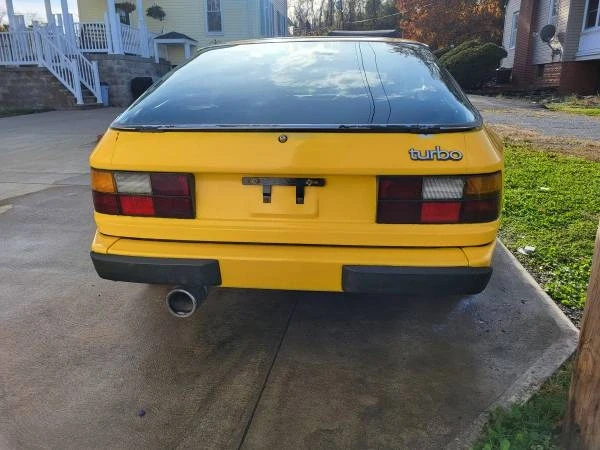 1984 Porsche 944 - Image 4 of 10