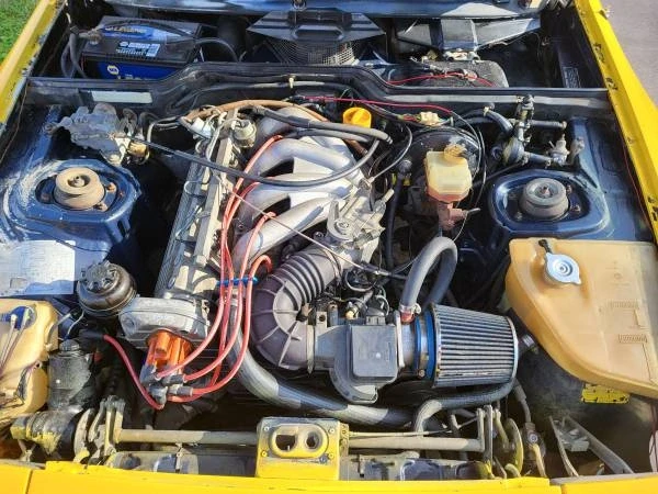 1984 Porsche 944 - Image 5 of 10