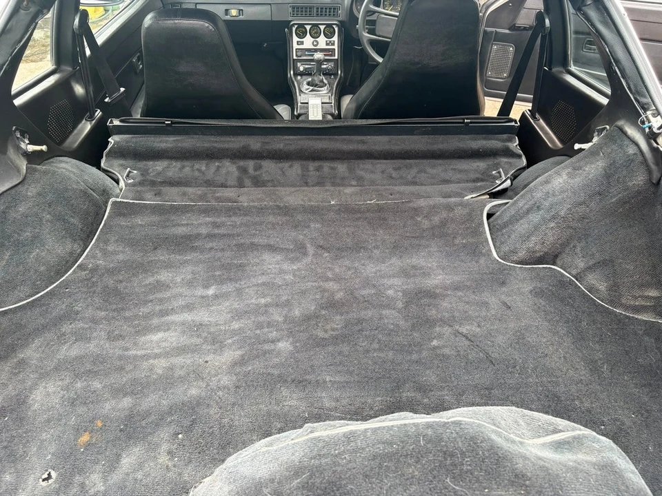 1984 Porsche 944 - Image 8 of 31
