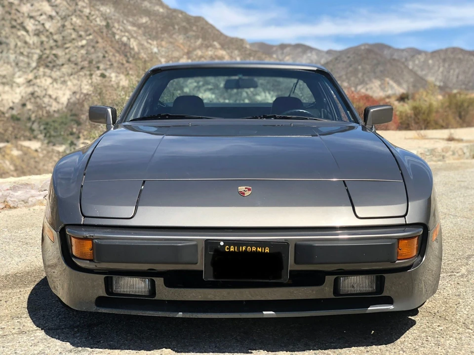 1984 Porsche 944 - Image 4 of 6