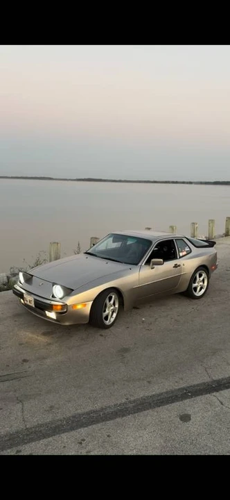 1984 Porsche 944 - Image 3 of 6