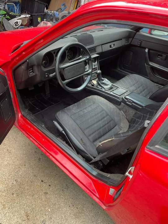 1984 Porsche 944 - Image 3 of 3