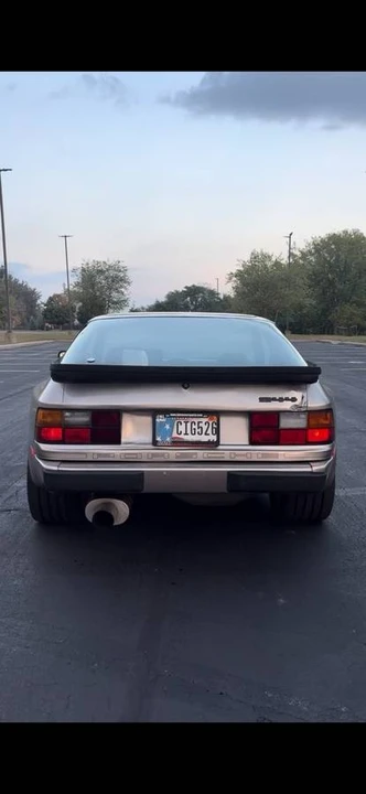 1984 Porsche 944 - Image 5 of 6