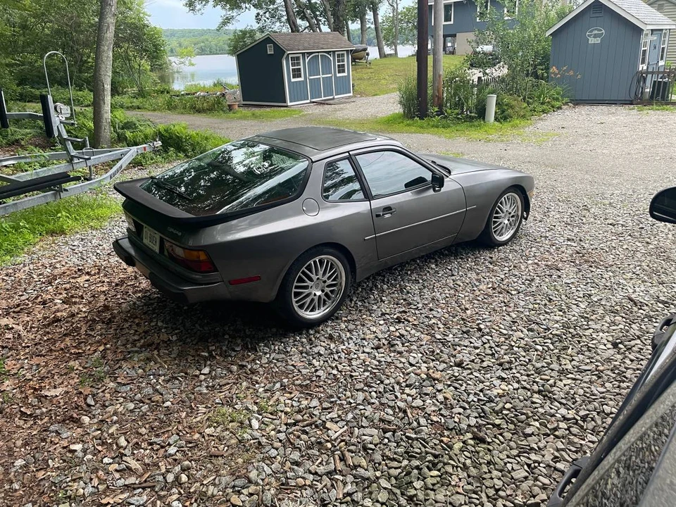 1984 Porsche 944 - Image 2 of 11