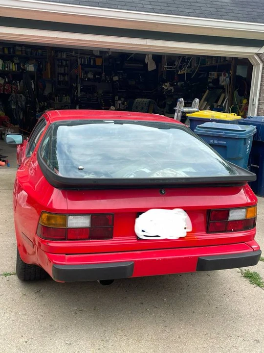 1984 Porsche 944 - Image 2 of 3