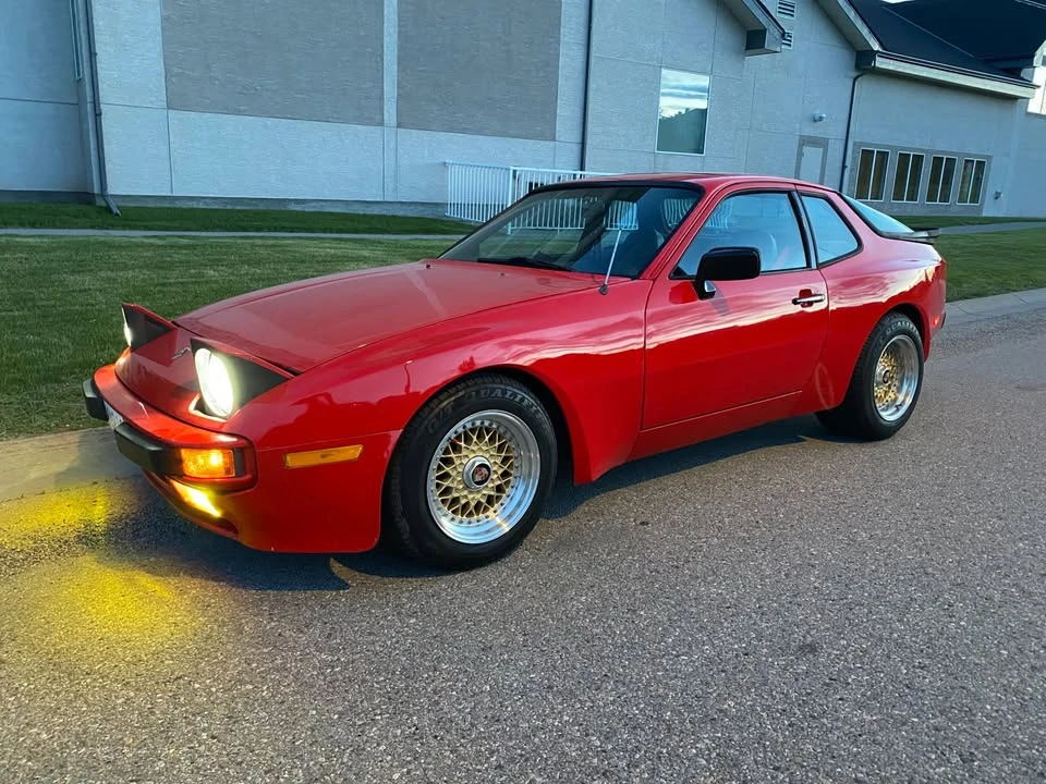 1984 Porsche 944 - Image 9 of 10