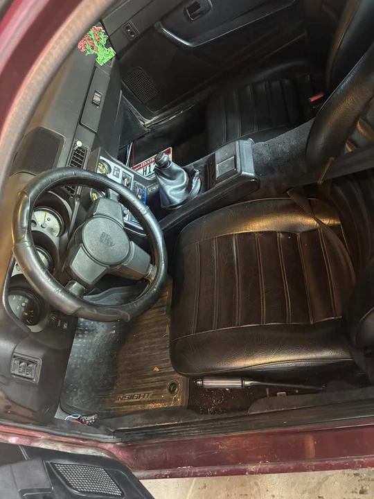 1984 Porsche 944 - Image 4 of 5
