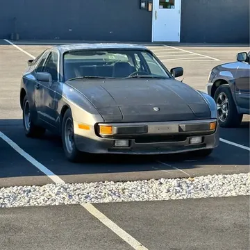 1984 Porsche 944 Coupe