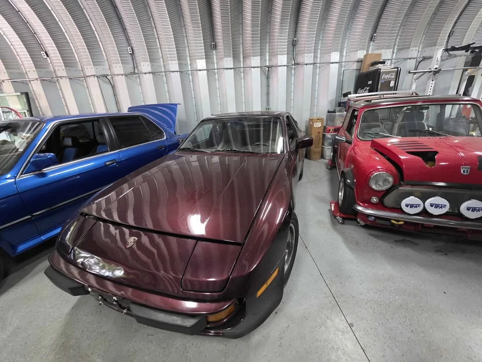 1984 Porsche 944 - Image 2 of 12