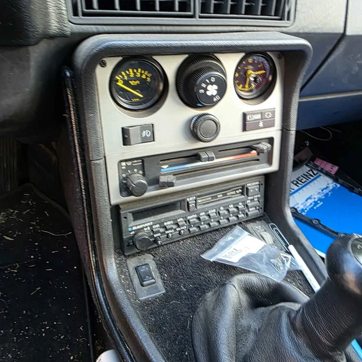 1984 Porsche 944 - Image 6 of 15