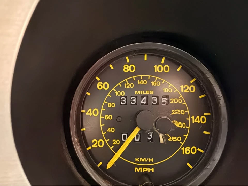 1984 Porsche 944 - Image 6 of 18