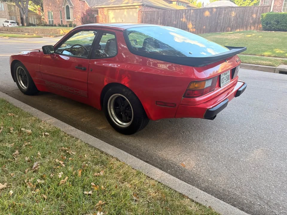 1984 Porsche 944 - Image 17 of 18