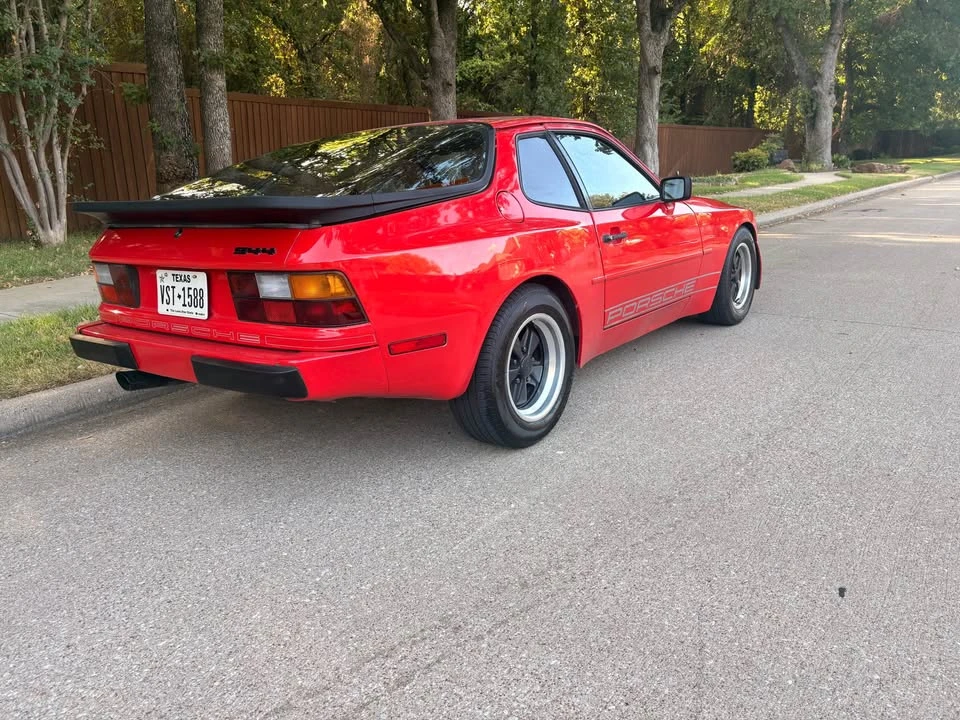 1984 Porsche 944 - Image 2 of 18